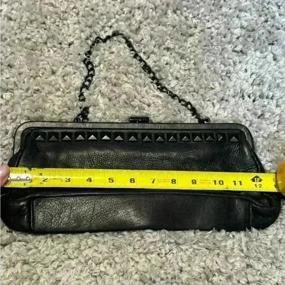 Kenneth Cole reaction leather purse - Picture 6 of 6